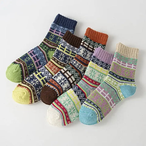 🧦 Colorful Printed Warm Unisex Socks