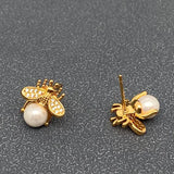 Tiny Bees, Big Style, and a Pearl Perfection 🐝