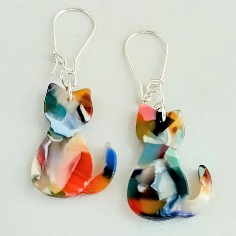 🐾 Multicolor Resin Cat Earrings – Playful & Bold