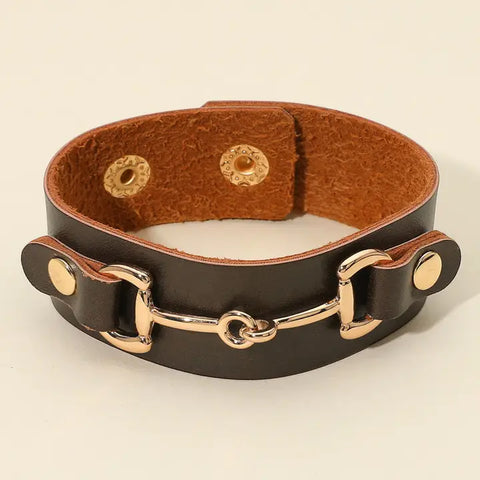 🐴 Equestrian-Inspired Horsebit Accent Faux Leather Snap Bracelet