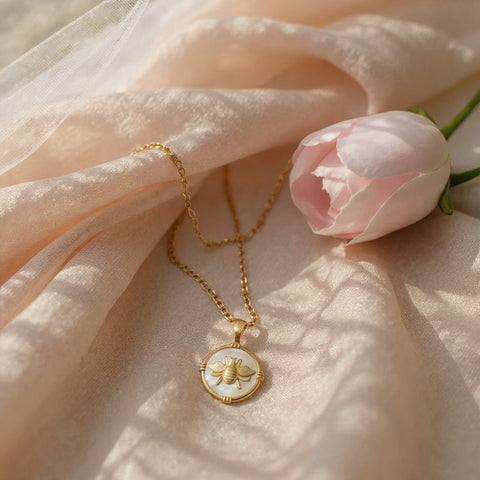 🌿 Etched Bee in Genuine Mother of Pearl Necklace