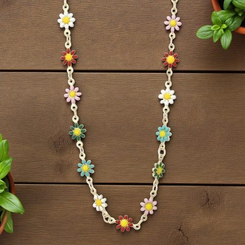 🌼✨ Field of Flowers Multi Daisy Chain Necklace