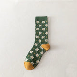 Daisy Garden Crew Socks — Green 🌼