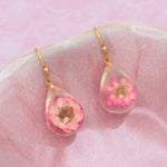 🌸 Pink Dried Flower Clear Teardrop Earrings 🌸