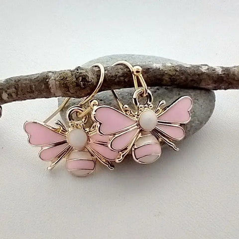 🌸 Pink Enamel Bee Earrings – Sweet & Chic