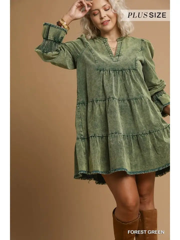 🍃 Plus Size Stone-Washed Corduroy Tiered Dress – Forest Green 🌿