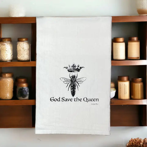 👑 Queen Bee Dish Towel – Rule Your Kitchen with Style! 🐝
