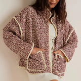 🌸🧥 Reversible Floral Quilted Jacket – Cozy Meets Charming 🧥🌸