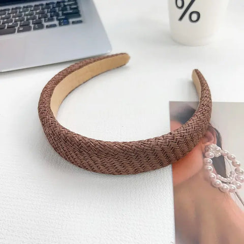 ✨ Simple & Elegant Retro Braided Headband – Brown