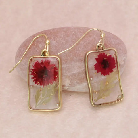 🌸 Sweet Briar Cottage Red Pressed Flower Earrings